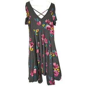Torrid Super Soft Knits v-neck dress with crisscross back straps size 1 dk gray
